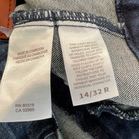 SALE!- NWOT Lucky Brand Stevie Flare jeans. Was $19 now summer sale $16 - Picture 13 of 15